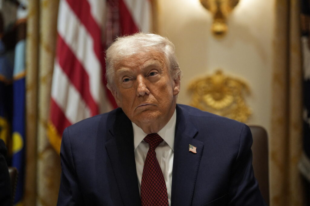 Trump ha dato l’ok all’export di chip H200 verso la Cina