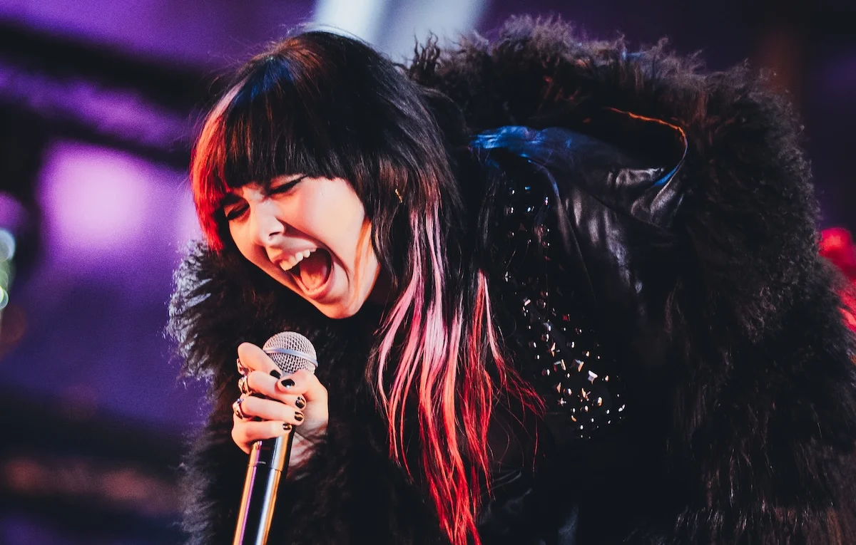 X Factor, Rob trionfa a sorpresa: l’underdog siciliana conquista il pubblico e porta alla vittoria Paola Iezzi