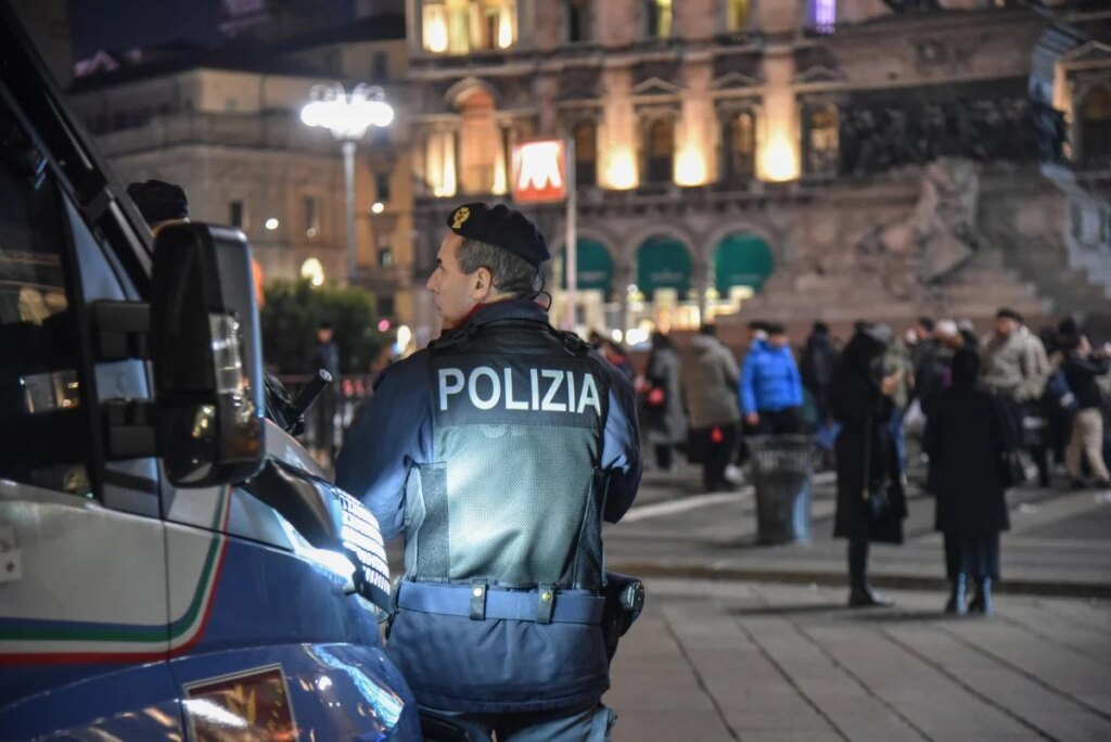 Governo, pronto il Pacchetto sicurezza: rimpatri più veloci e legge “salva agenti”