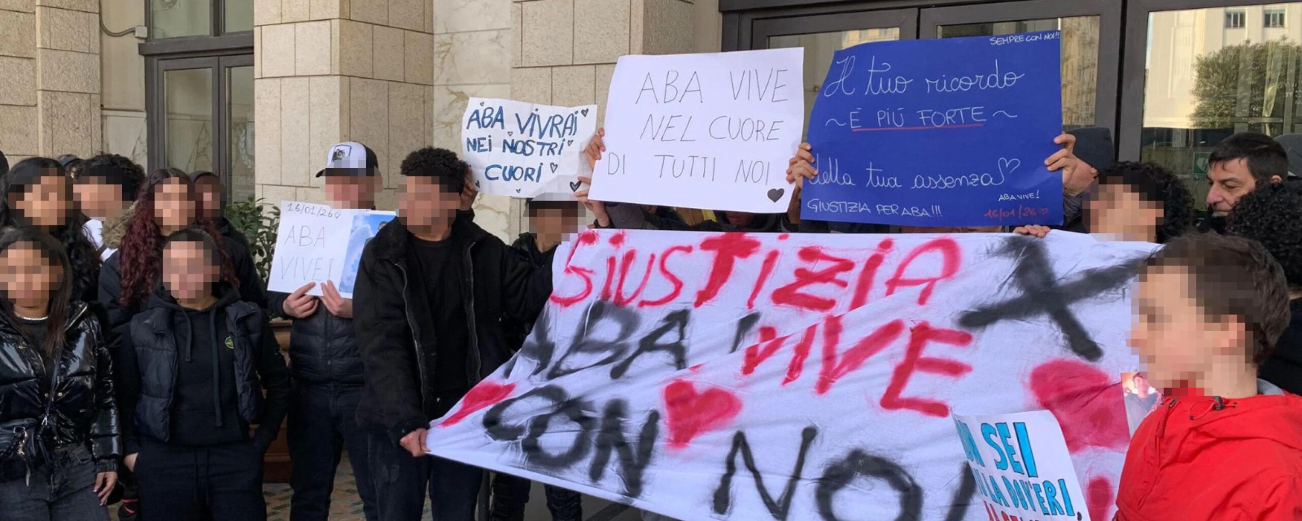 Omicidio Abanoud, il governo rilancia sulla sicurezza nelle scuole: «Metal detector mobili per fermare i coltelli»