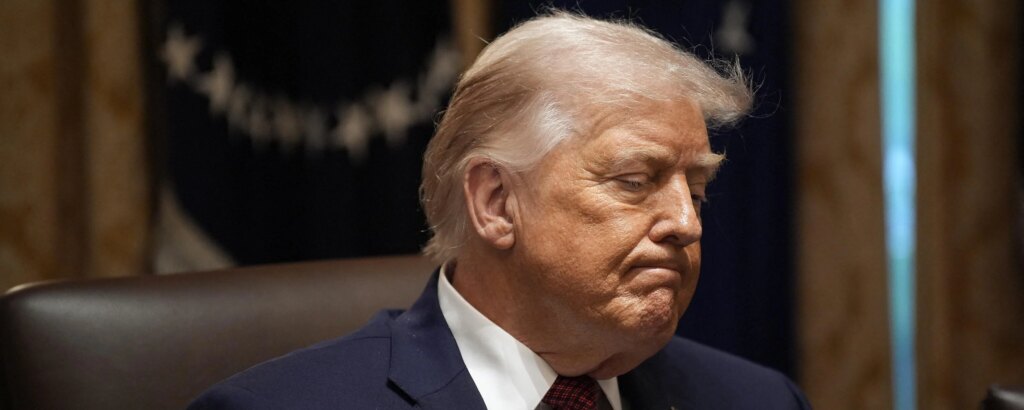 Iran, Trump alza il tiro: tra nucleare, petrolio e guerra al dollaro cinese