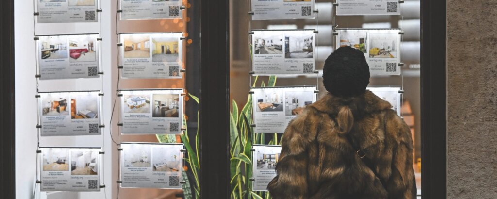 Casa introvabile casa: numeri, colpe e risposte alla più grande emergenza sociale del continente