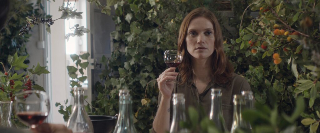 “Nettare degli dei”: il trailer della seconda stagione svela un’odissea enologica ancora più oscura e seducente