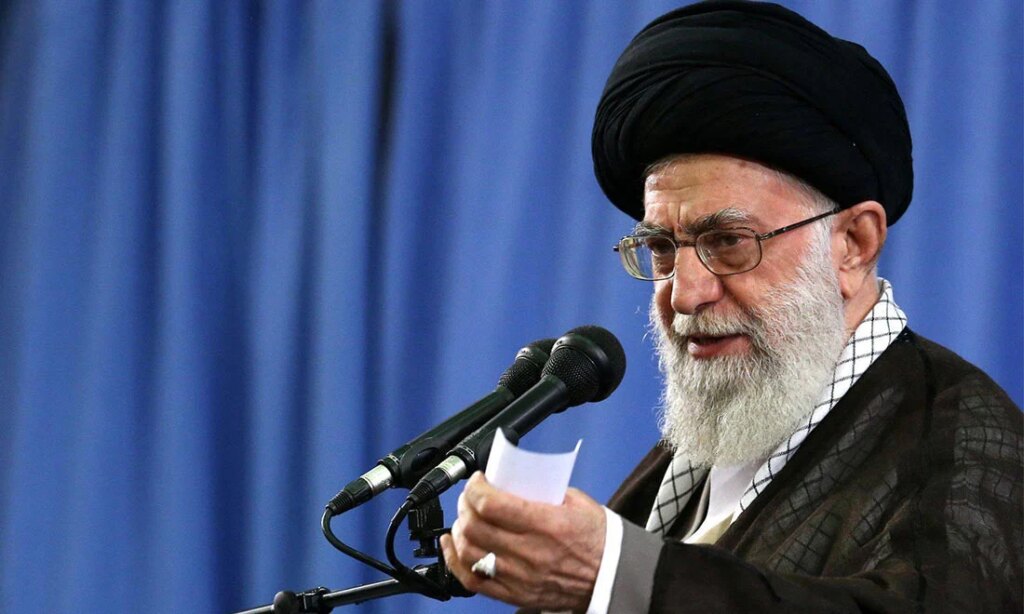 Ali Khamenei, ecco chi era l’uomo che ha guidato l’Iran per oltre trent’anni