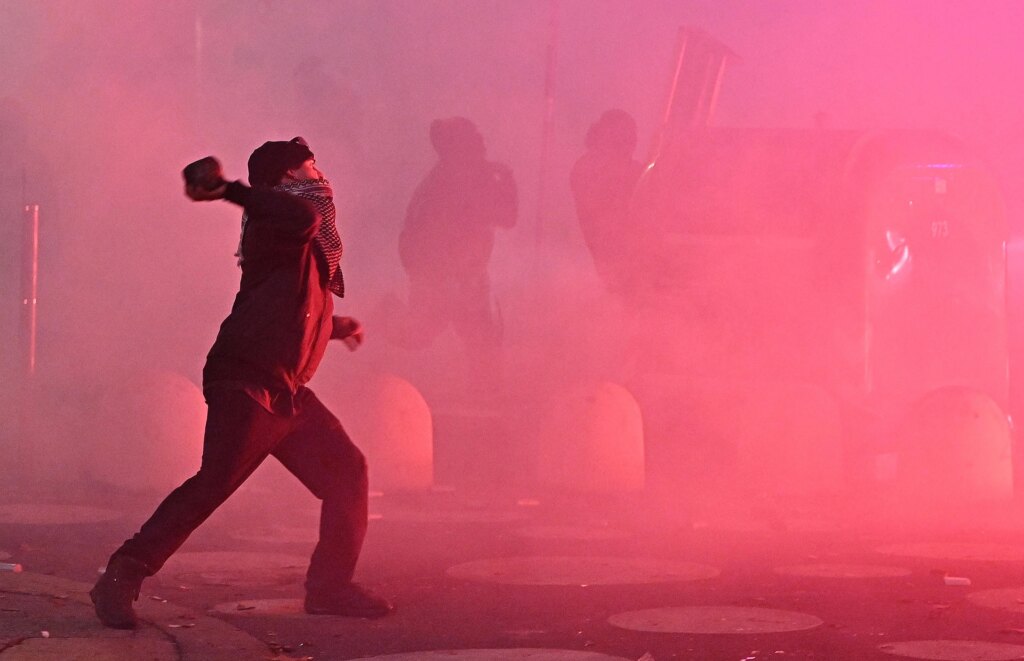 Askatasuna lancia la sfida: «Il 28 marzo si torna in piazza contro il governo»