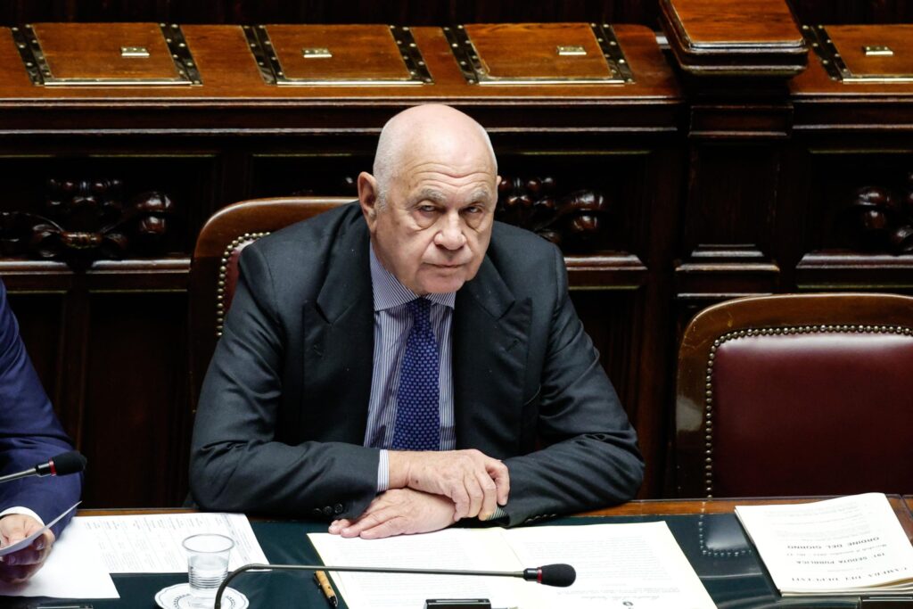 Nordio contro il Csm: “Sistema para-mafioso”. Opposizioni all’attacco, ma il ministro ha usato le parole degli stessi pm