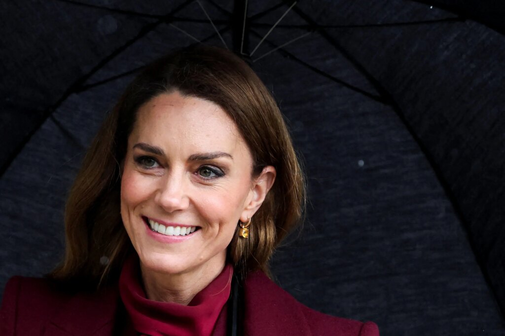 Kate Middleton, il messaggio nascosto dietro gli abiti già visti