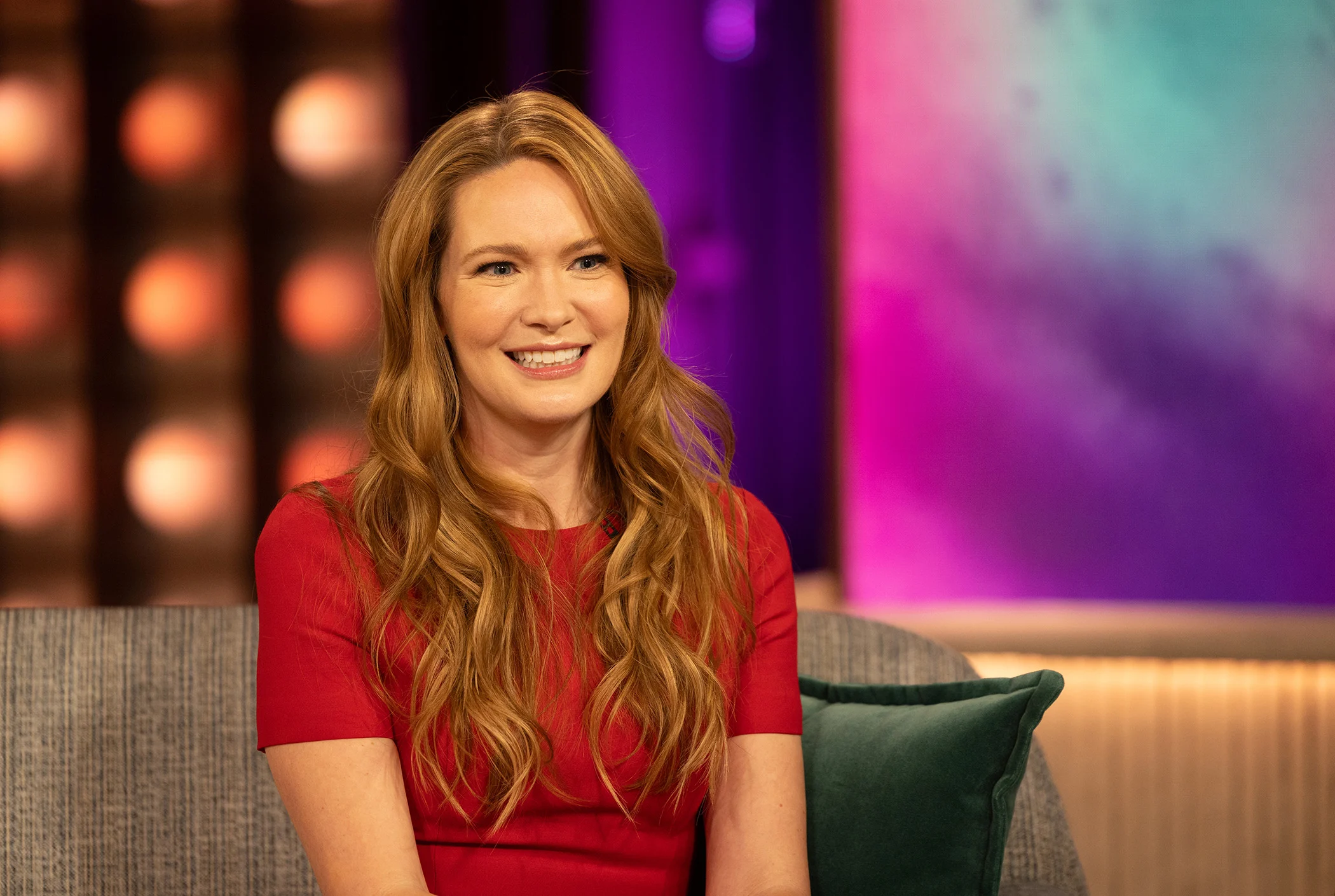 Sarah J. Maas, tre nuovi libri in arrivo dopo 5 anni: il ritorno di ACOTAR