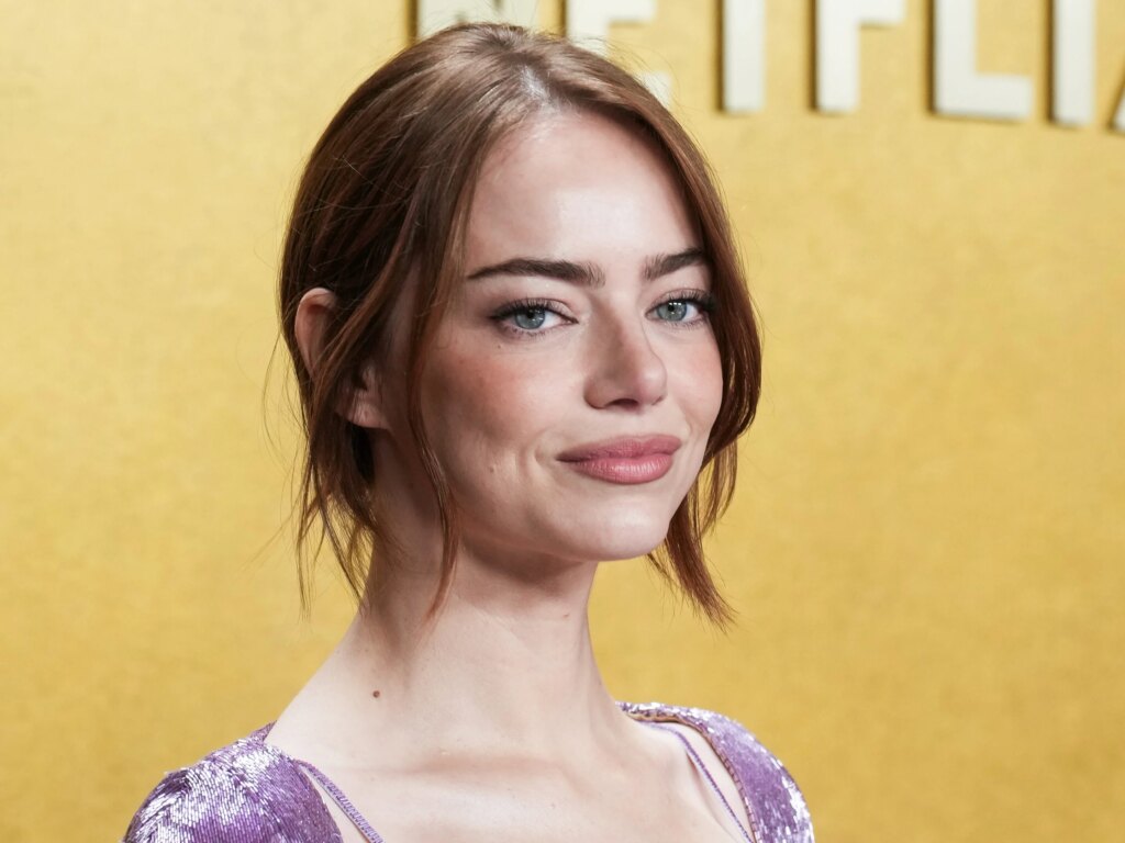 Emma Stone, il talento che si reinventa: da La La Land a Bugonia, il ritratto di un’attrice che non smette di cambiare