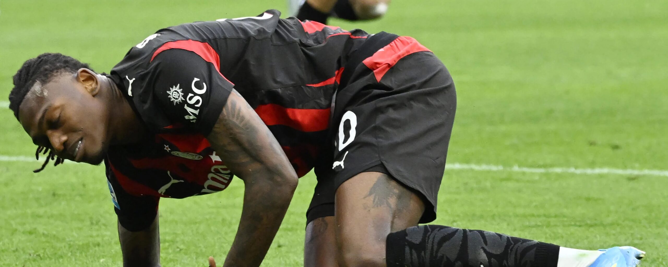 Leao adesso è un peso per il Milan: quanto costa in caso di addio in estate