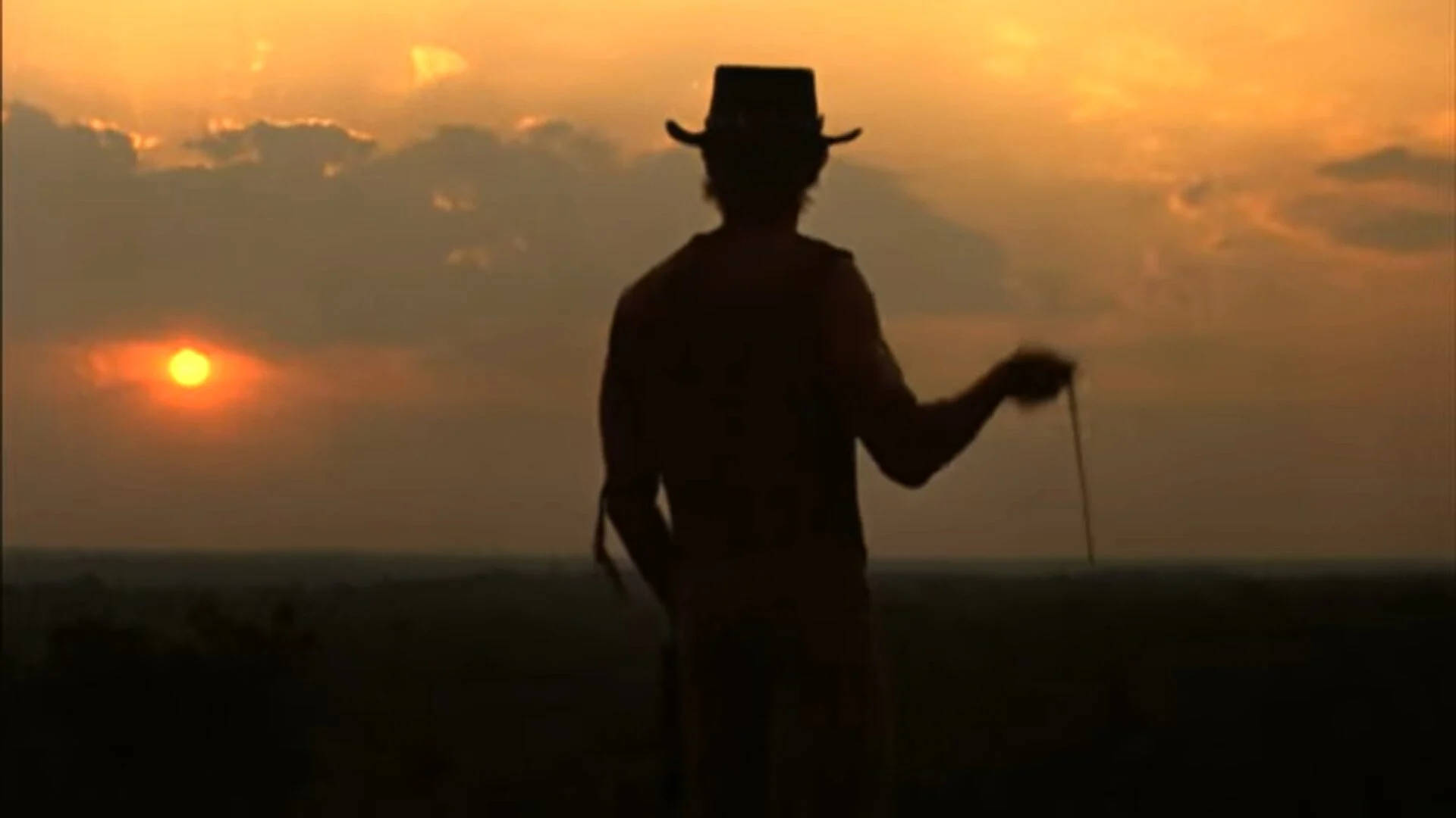 Crocodile Dundee compie 40 anni: il film che ha cambiato per sempre il turismo in Australia