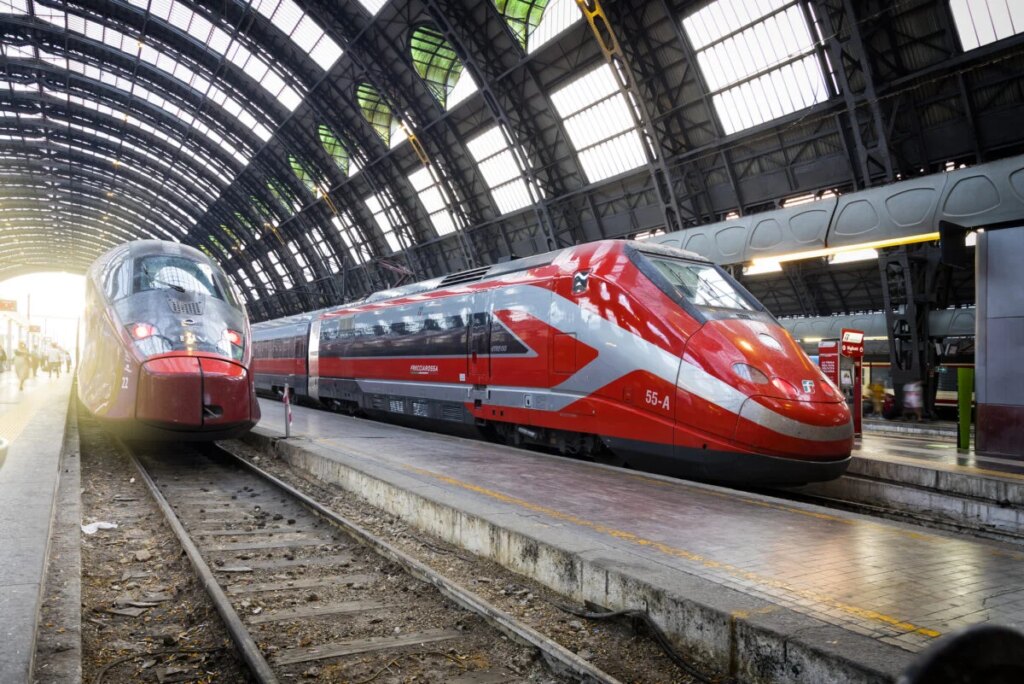 Alta Velocità ferma tra Roma e Firenze: viaggi raddoppiano e fino a 6 ore da Milano alla Capitale