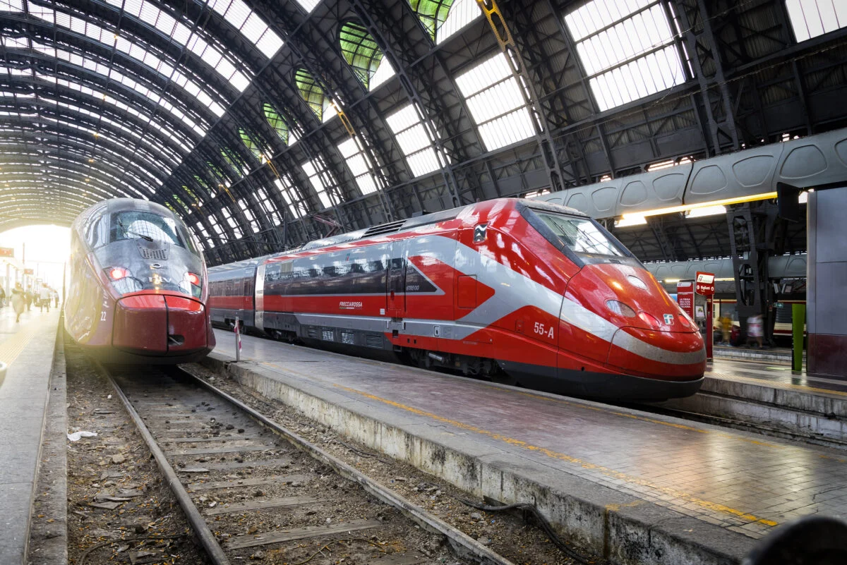 Alta Velocità ferma tra Roma e Firenze: viaggi raddoppiano e fino a 6 ore da Milano alla Capitale