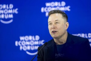 Elon Musk sempre più ricco, il suo patrimonio vale il Pil di interi Paesi