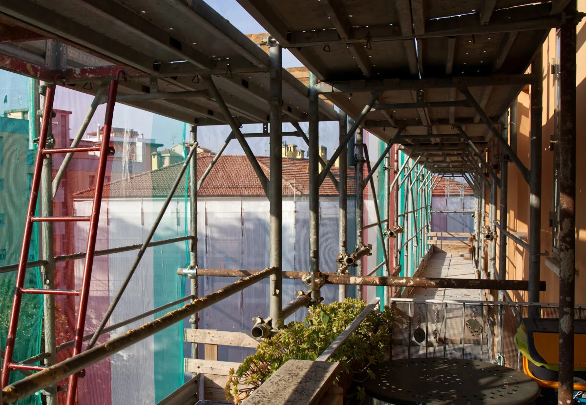 Superbonus, 4mila condomini nel limbo: lavori a metà, cantieri irregolari e il conto che ora rischiano i proprietari