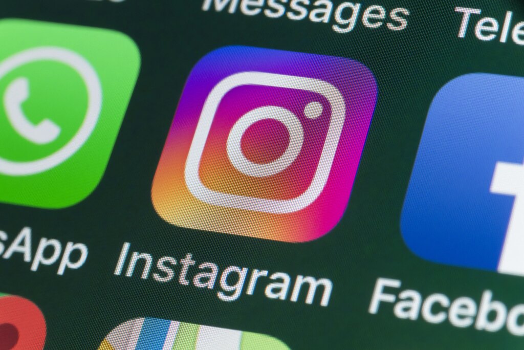 Meta lancia gli abbonamenti premium: ecco come cambieranno Instagram, Facebook e WhatsApp