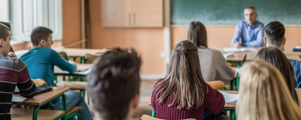 Scuola, vietati i brutti voti: la sentenza che premia «i furbetti della verifica»