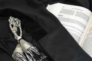Concorso in magistratura, tracce anticipate e compiti nascosti. Pensare Diritto: «Ora è difficile parlare solo di suggestione»