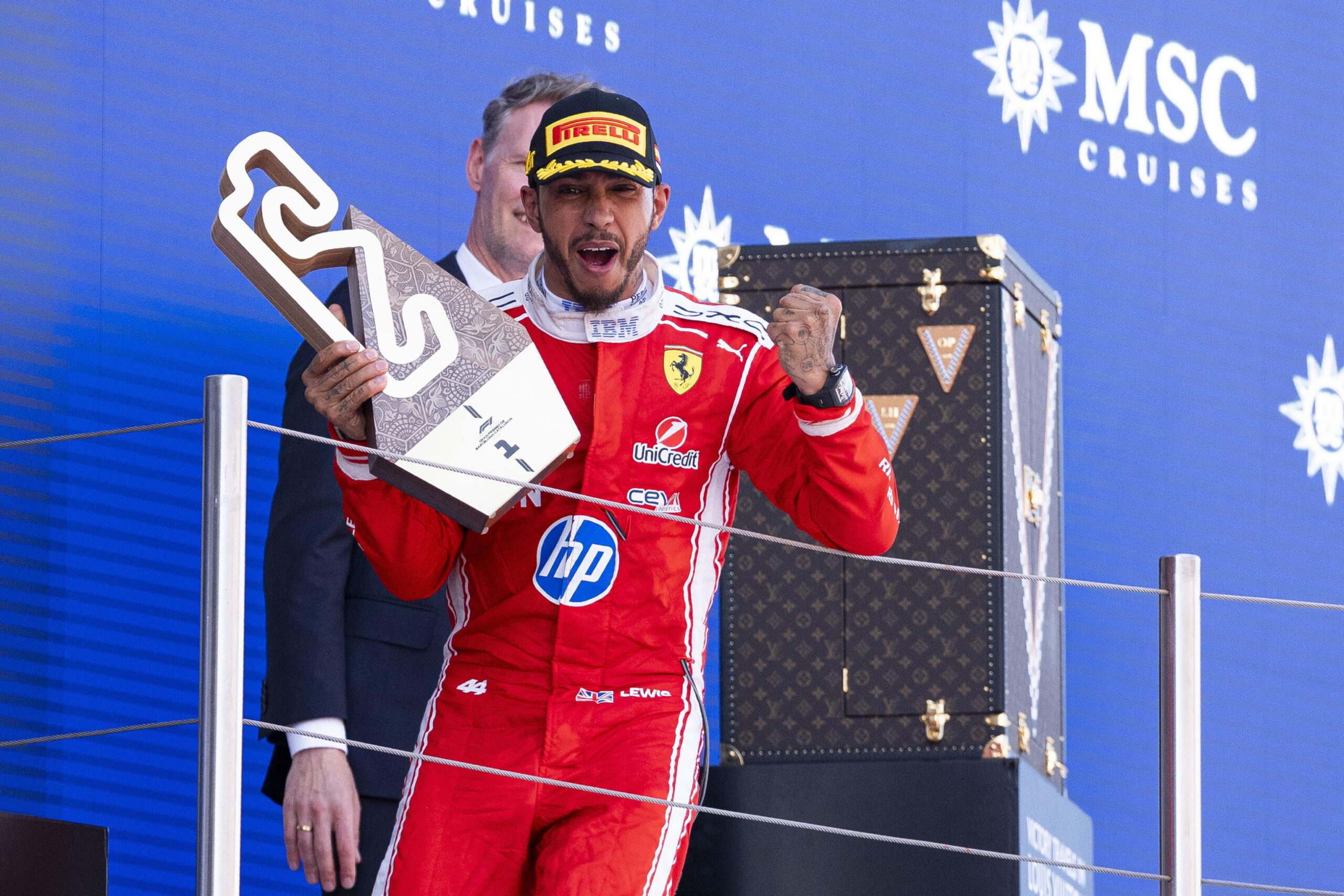 Finito il digiuno della Ferrari: Hamilton trionfa a Barcellona