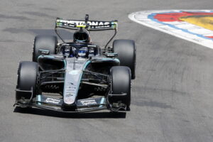 Kimi fenomeno a Montecarlo Ferrari deluse e in seconda fila