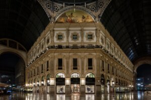 Prada presenta Galleria