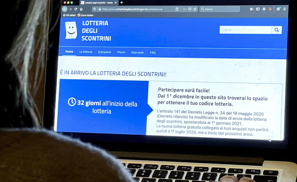 Lotteria degli scontrini: come partecipare e perché oggi è più facile vincere. Il 25 giugno l’estrazione da 25.000 euro