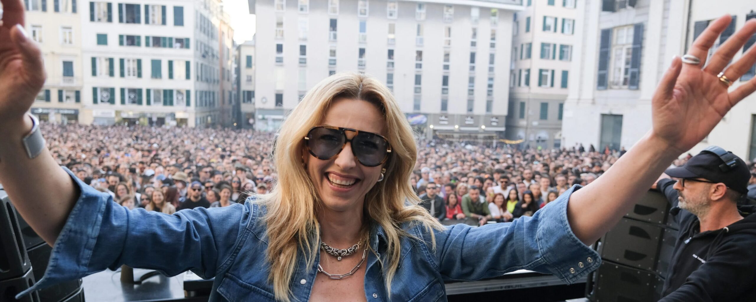 Scoppia la concertopoli del Pd: posti riservati e appalti, bufera sulla giunta Salis
