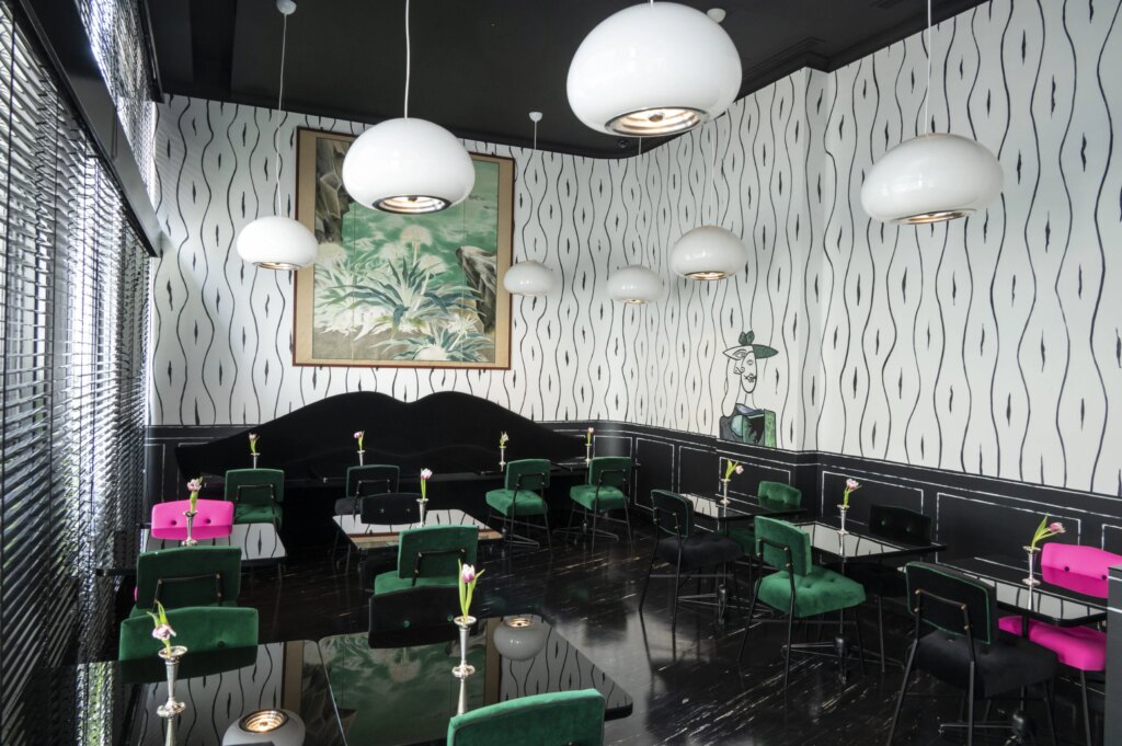 Nel cuore di Milano c’è un luogo dove l’estate si assapora tra arte, design e un dolce quasi introvabile