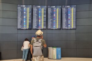 Risarcimenti, rimborsi e bagaglio a mano gratis: ecco cosa cambia per i passeggeri con le nuove regole UE