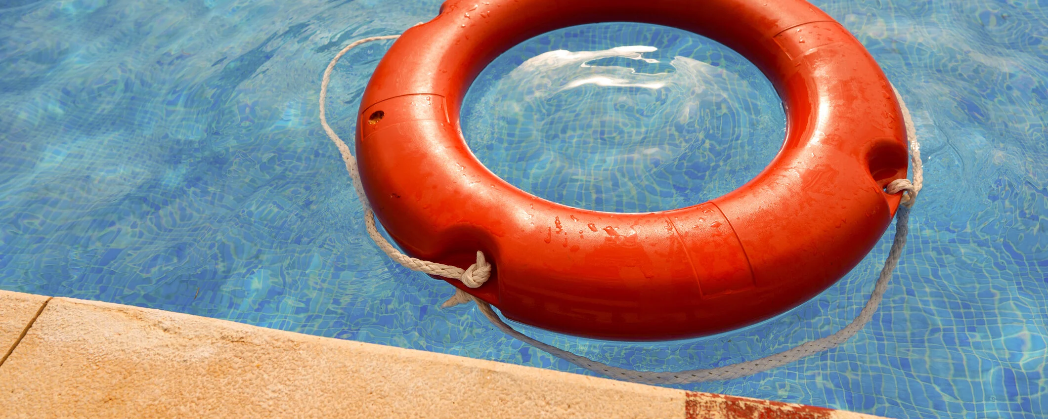 Nuove regole per le piscine dal 1 agosto: cosa cambia, chi deve adeguarsi e cosa rischia