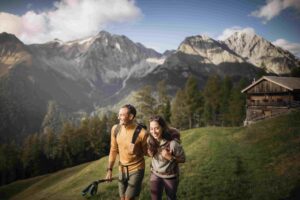 Dopo l’eclissi arriva il foliage: l’autunno sul Plan de Corones è la stagione più sorprendente