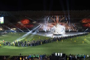 A Taranto via ai Giochi del Mediterraneo, con lo show dove il mito diventa futuro