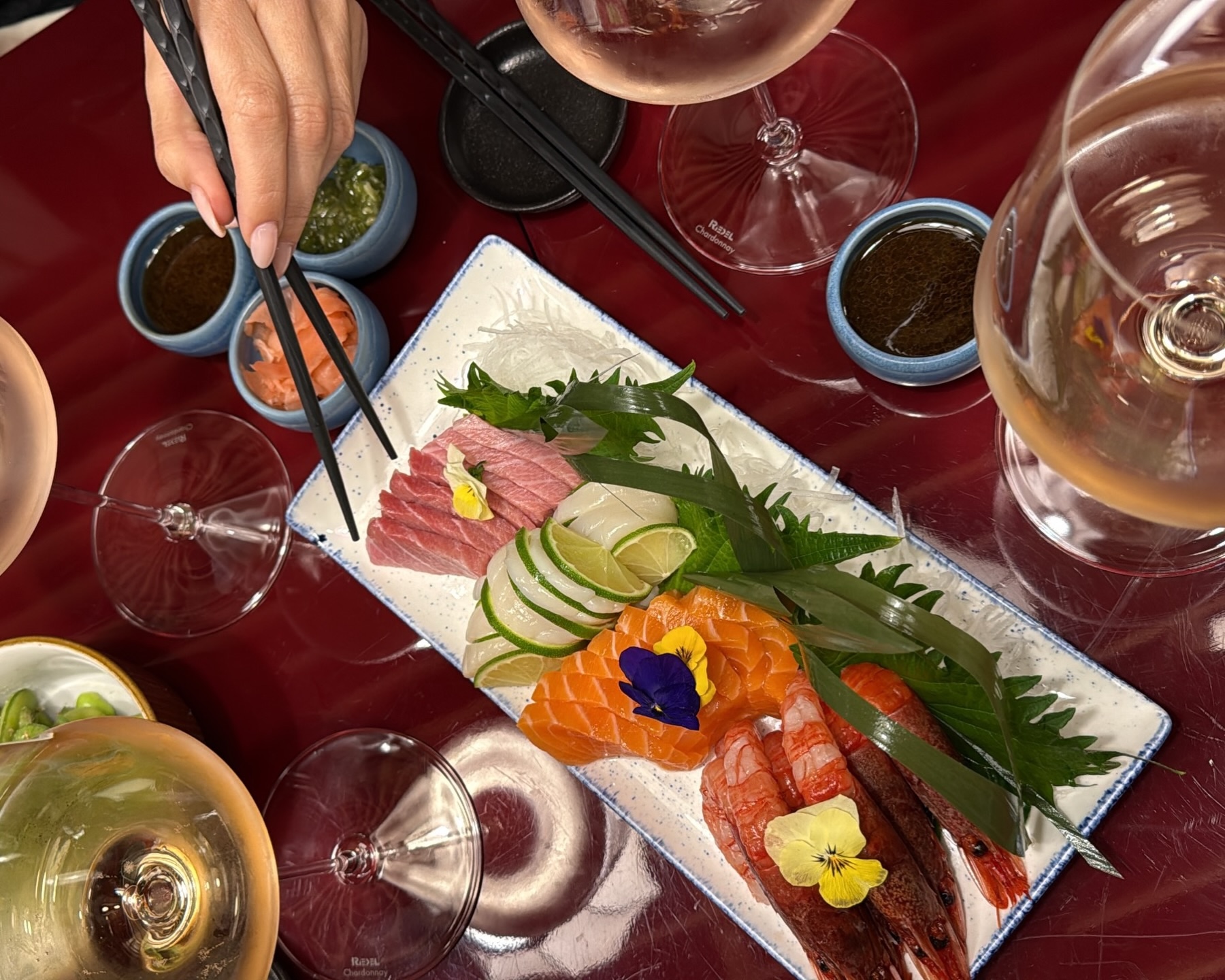 Dal sushi vista mare alle cene sotto le stelle: cinque ristoranti giapponesi da provare nell’estate 2026