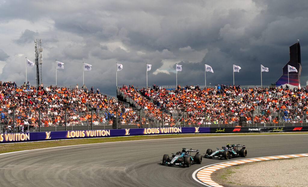 In Olanda Russell pole nella Sprint Leclerc terzo, Antonelli solo settimo