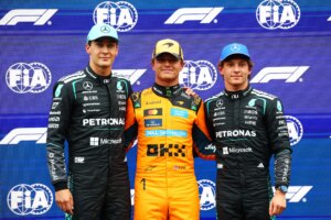 Norris trionfa davanti a Kimi e Russell Ferrari ai piedi del podio in Olanda