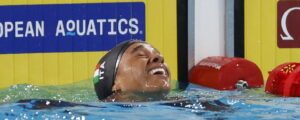 Sara Curtis straordinaria: sa solo vincere medaglie d’oro e battere record del mondo