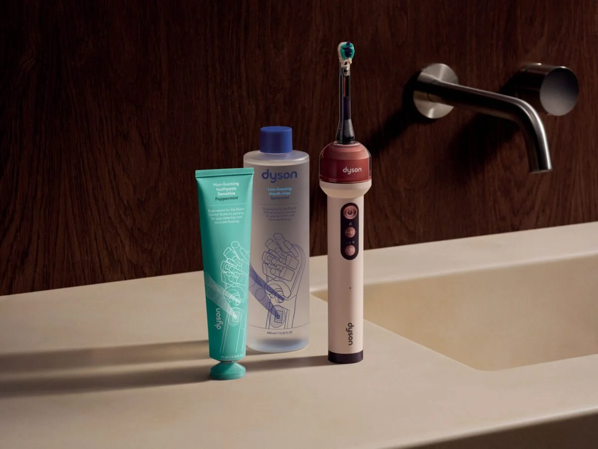 Dyson launches a revolutionary toothbrush that replaces dental floss. We tried it in preview Dyson launches a revolutionary toothbrush that replaces dental floss. We tried it in preview