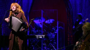 I trent’anni di “The Mask and Mirror”: intervista a Loreena McKennitt