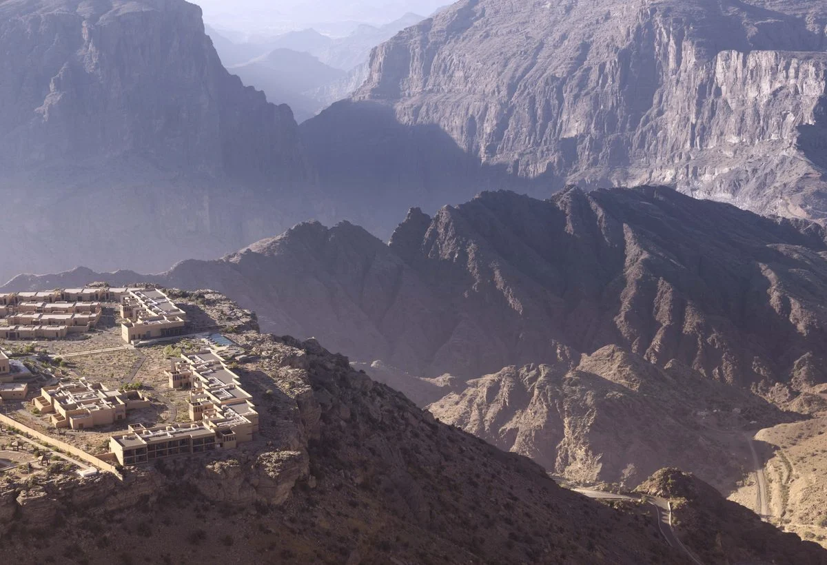 Oman: from dunes to mountains, the Sultanate that chooses to be different Oman: from dunes to mountains, the Sultanate that chooses to be different