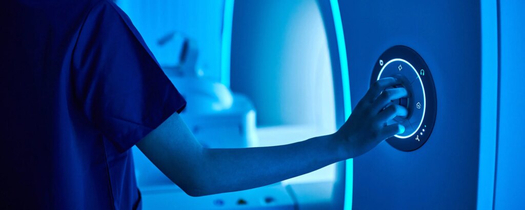 Il tumore cambia posizione durante la radioterapia? Ora la tecnologia ricalcola il raggio un istante prima di colpire
