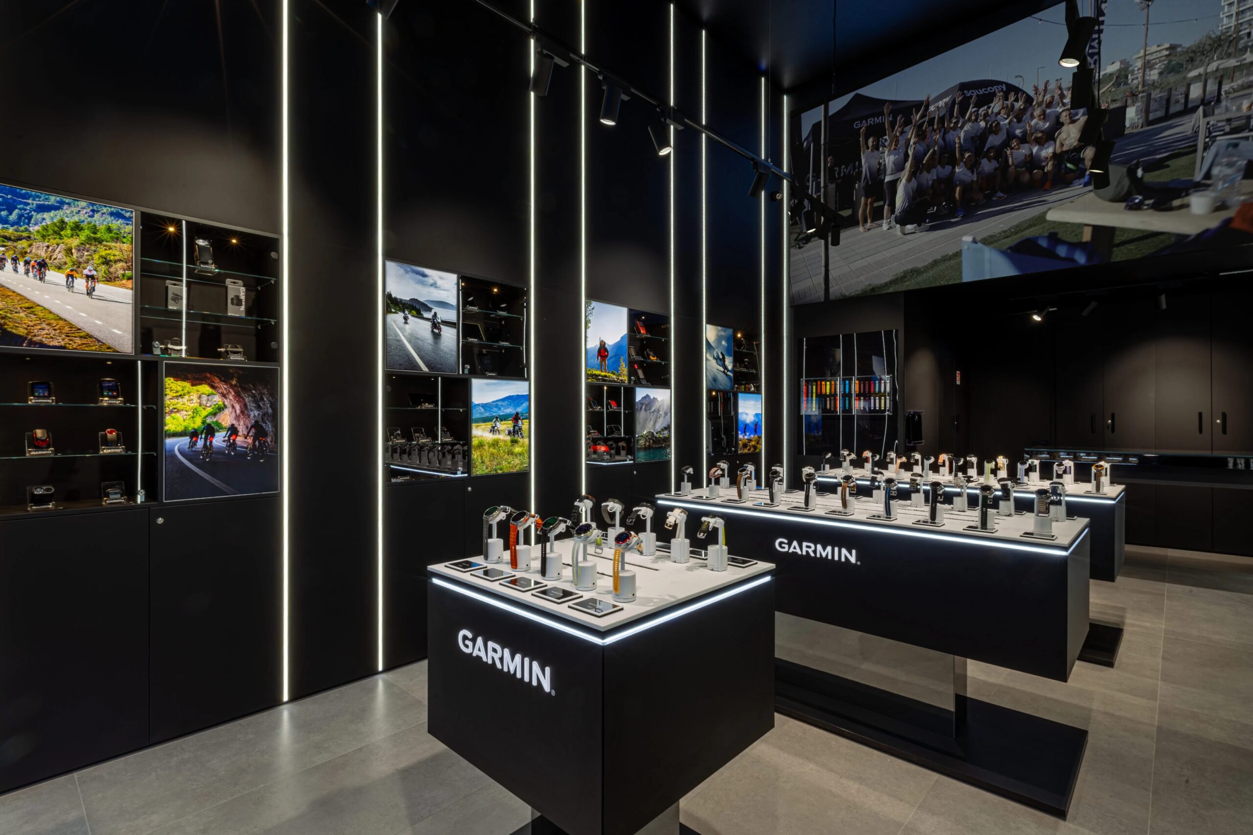 Dagli smartwatch al fitness: il nuovo negozio di Garmin nel cuore di Bologna
