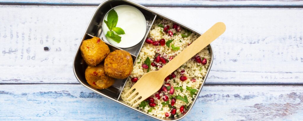 Via il maiale, avanti cous cous e falafel: così la scuola cancella l’Italia per compiacere l’Islam