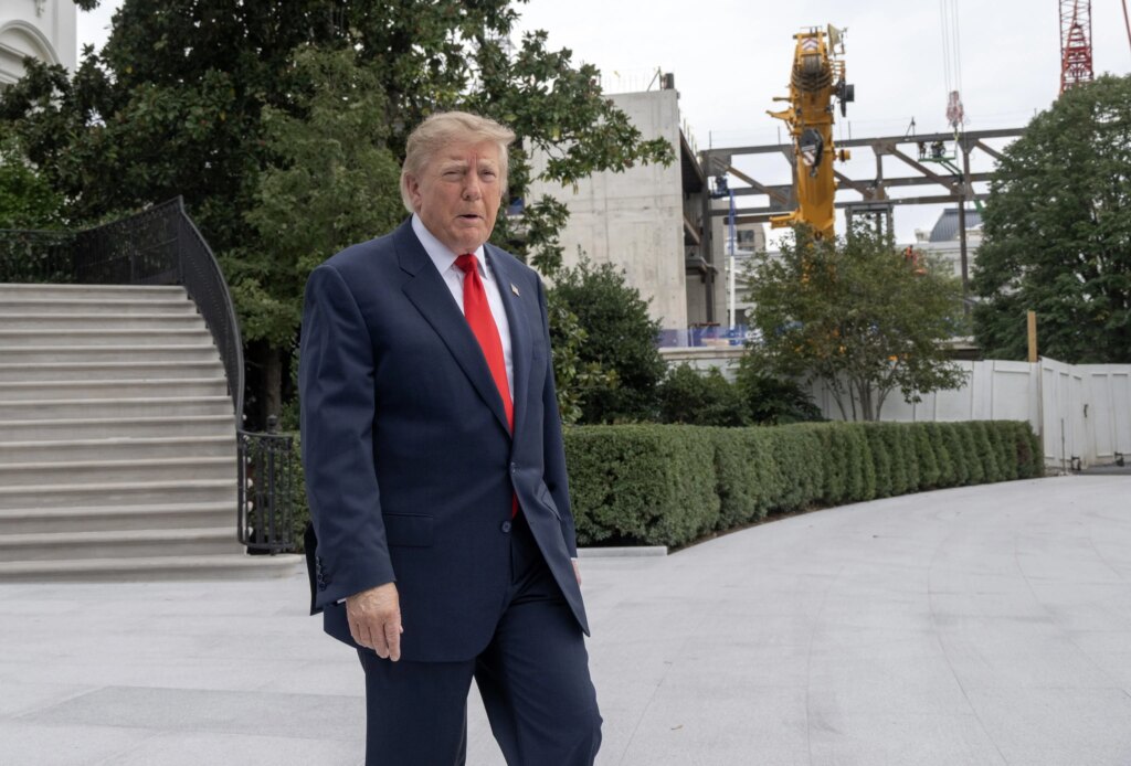 Trump stands in defense of Little Italy