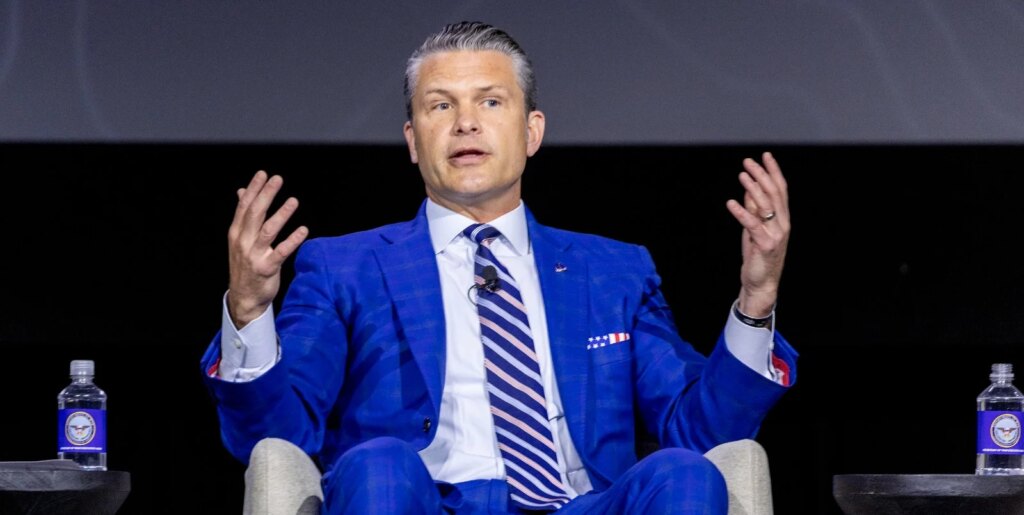 Usa, i guai di Pete Hegseth: ecco perché è sempre più in bilico